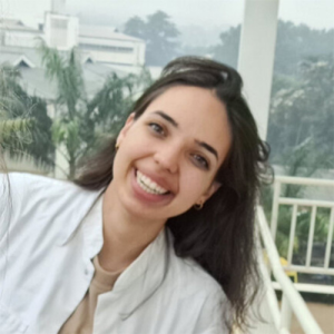 Dr Ella Metry